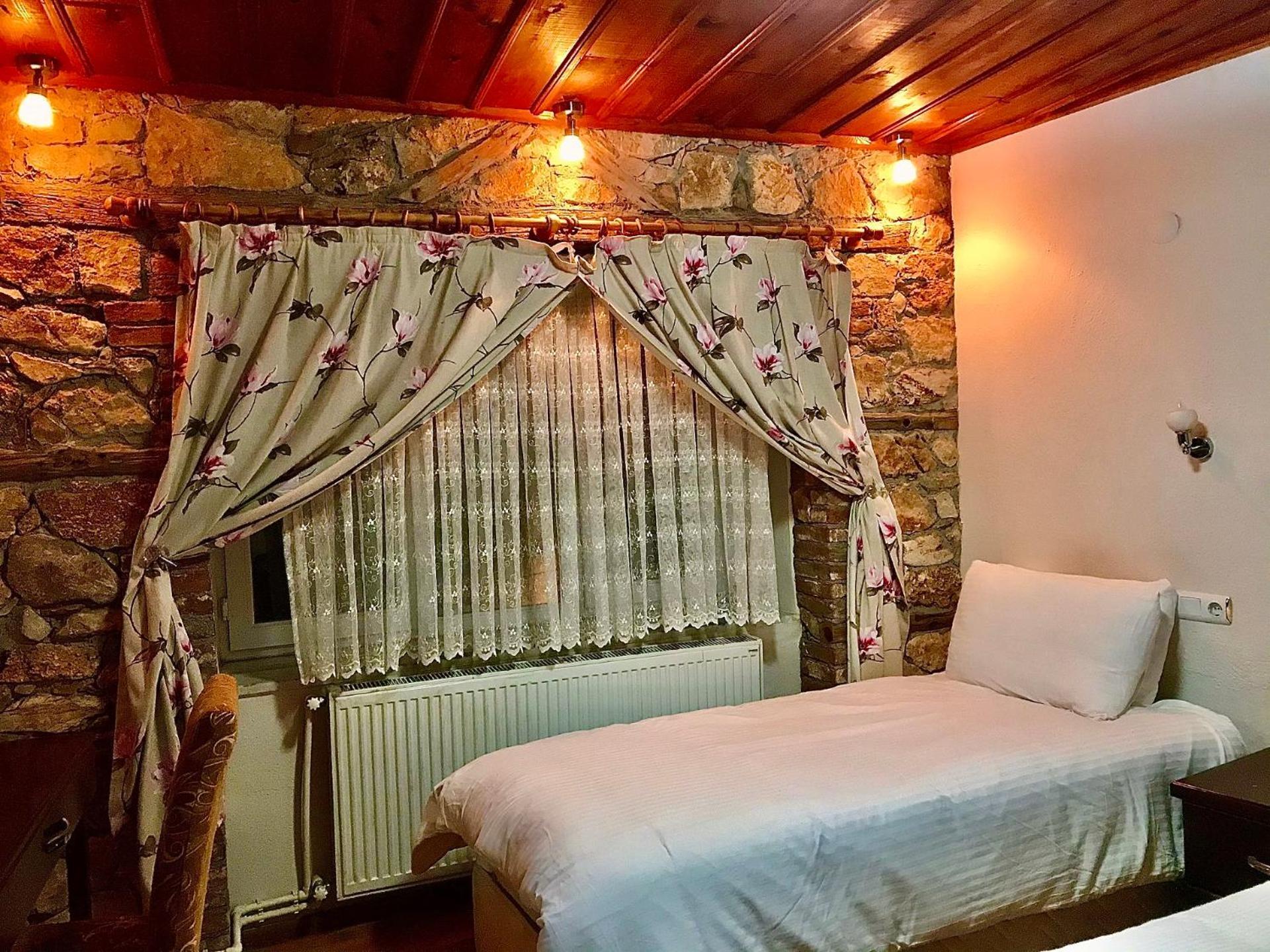 Fulya Pension Egirdir Esterno foto