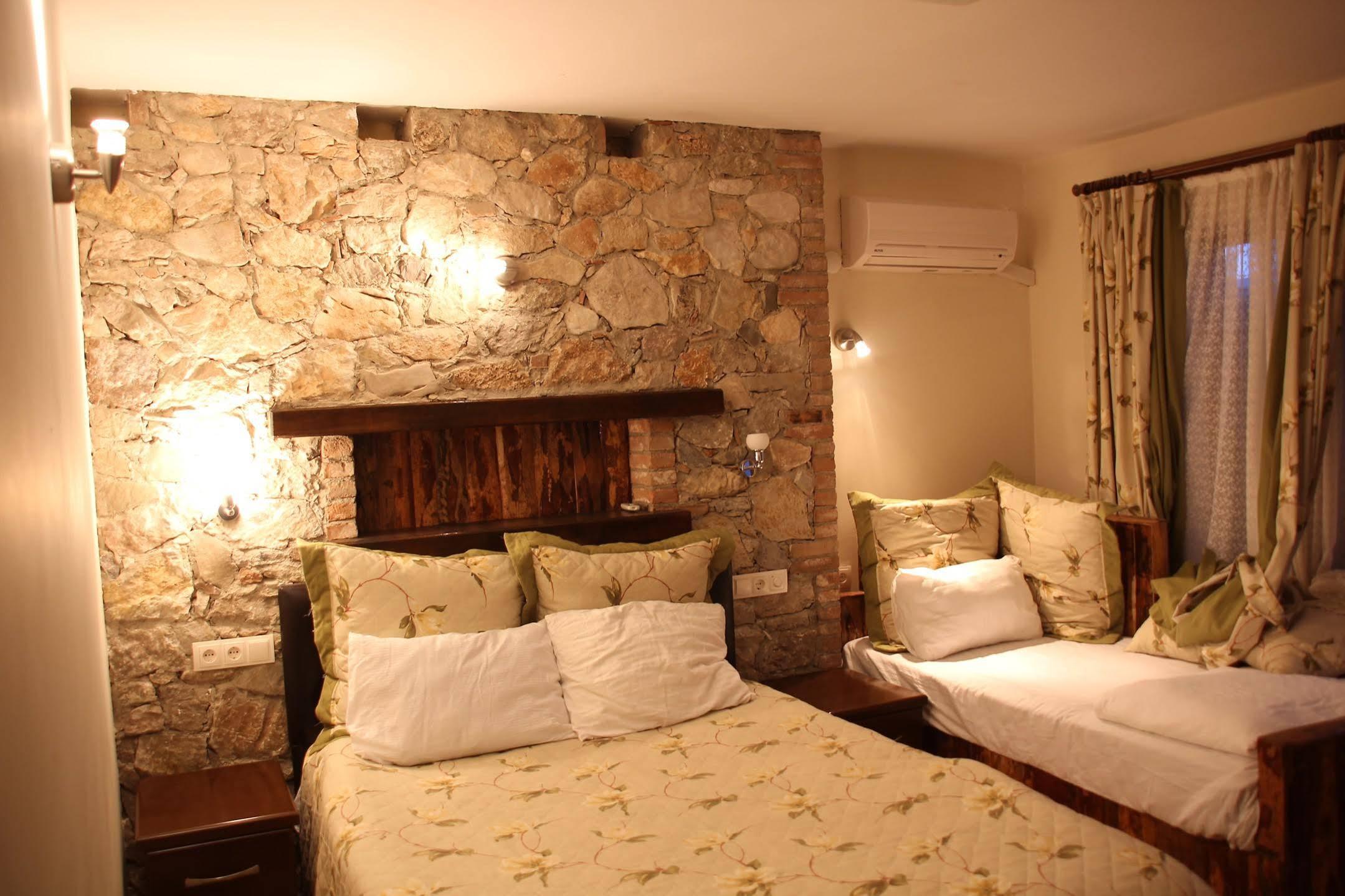 Fulya Pension Egirdir Esterno foto